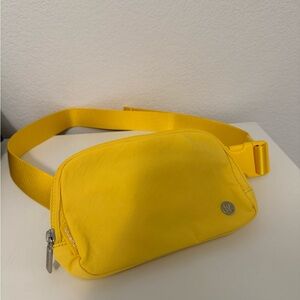 Lululemon Everywhere 1L Belt Bag | 7x5” fanny pack handbag